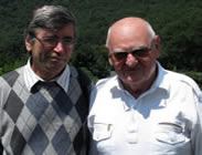 Duma András csángóföldről (balra) és dr. Kövesdy Pál, az EKOSZ tb. elnöke
